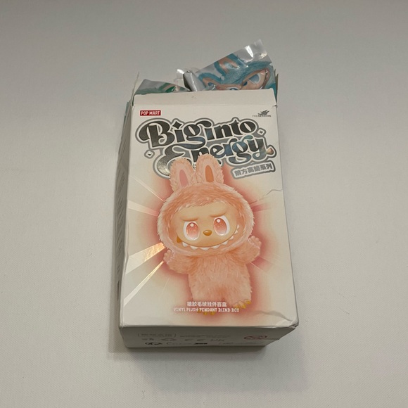 Pop Mart Confirmed Big Into Energy Labubu- Serenity - Picture 3 of 11
